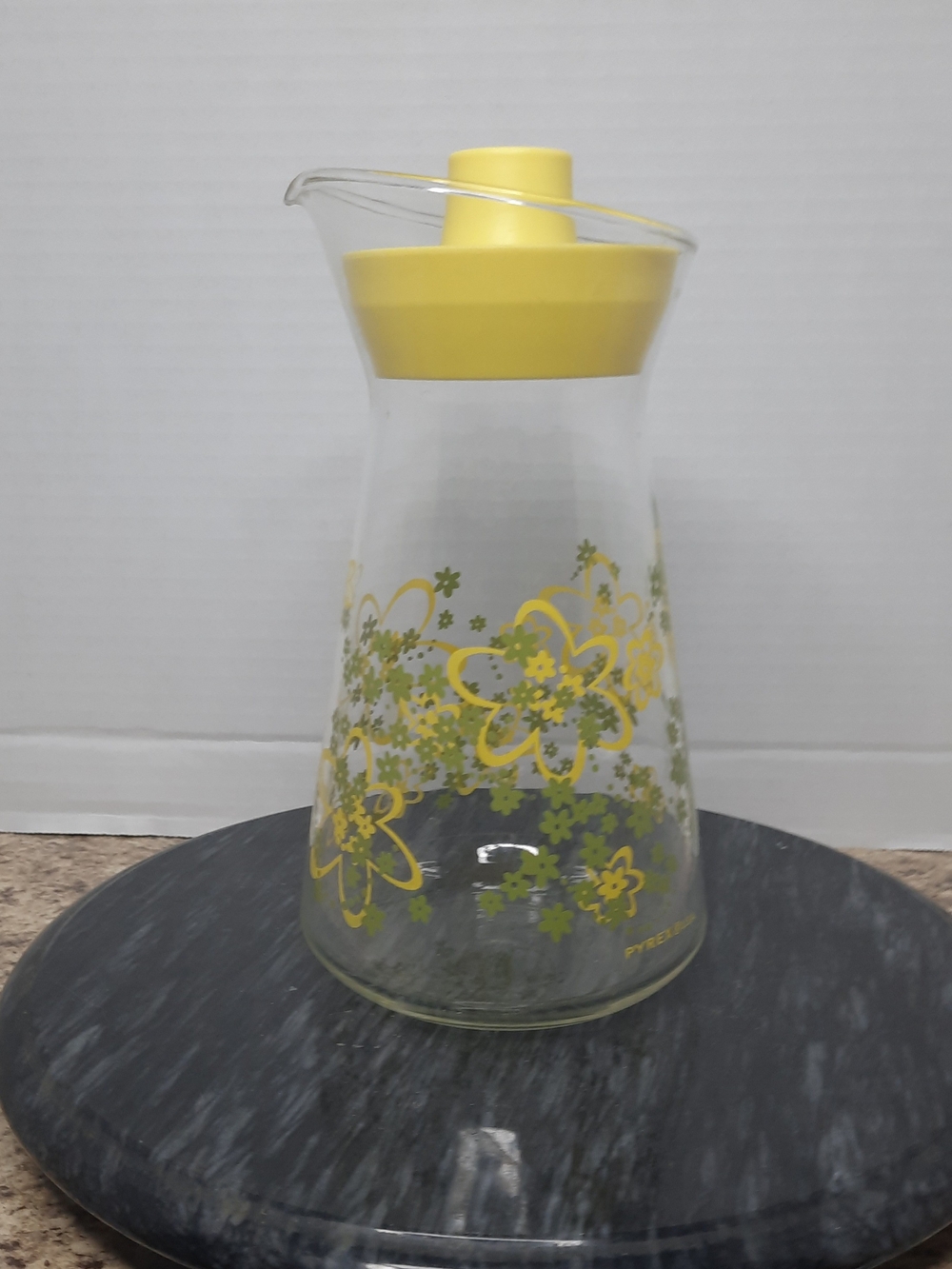 Pyrex Spring Blossom Carafe